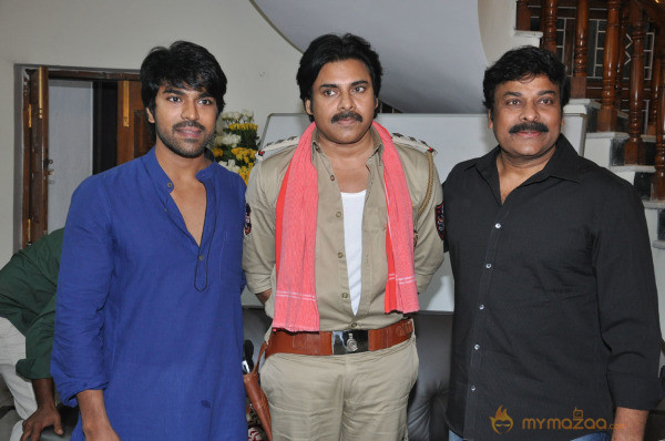 Chiranjeevi and Pawan's One Hour Meet Leads Speculations
