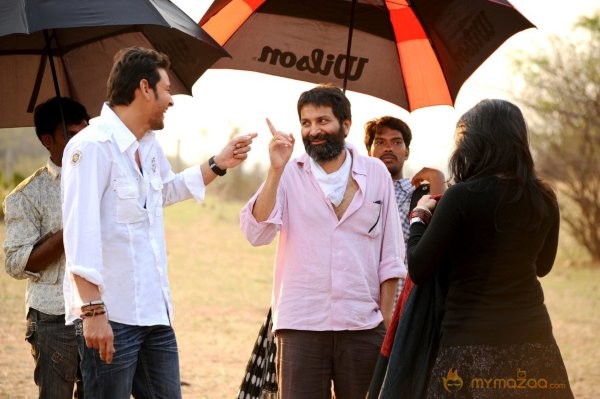 Mahesh Babu shares his fav picture with Trivikram 