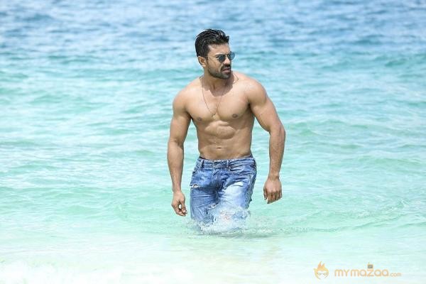 Ram Charan Six Pack Body In Dhruva.