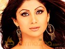 Shilpa joins the Bachchans