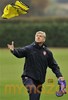 Wenger says will rest his stars to win Premier League 