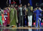 Bhaag Milkha Bhaag Promotion At India's Dancing Superstars 