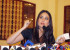 kareena-promotes-3-idiots-in-bhopal-3_571d7d48f2217