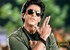 Shah Rukh keen to play baddie, again