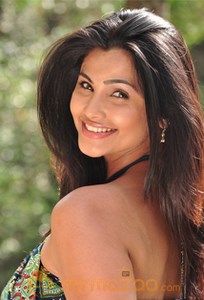 Daisy Shah
