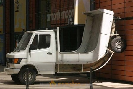 Bendy Car