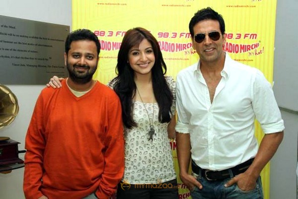 Akshay & Anushka Sharma Launched Patiala House music