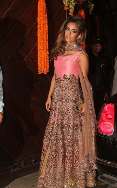 Amitabh Bachchan Hosted Diwali Party Photos Gallery