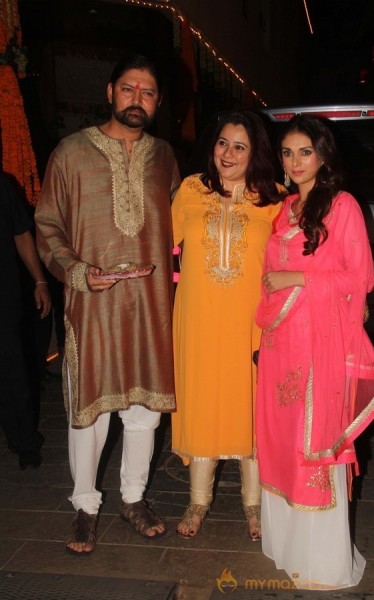 Amitabh Bachchan Hosted Diwali Party Photos Gallery