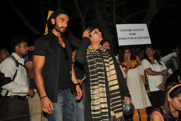 Celebs at Silent Protest on Delhi Rape Pics