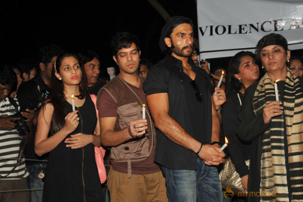 Celebs at Silent Protest on Delhi Rape Pics