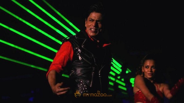 BigB Shahrukh, Salman & Akshay perform for Cintaa Superstars ka Jalwaa Gallery