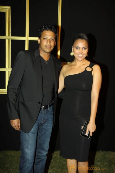 Deepika Padukone Black And Gold Party Photos