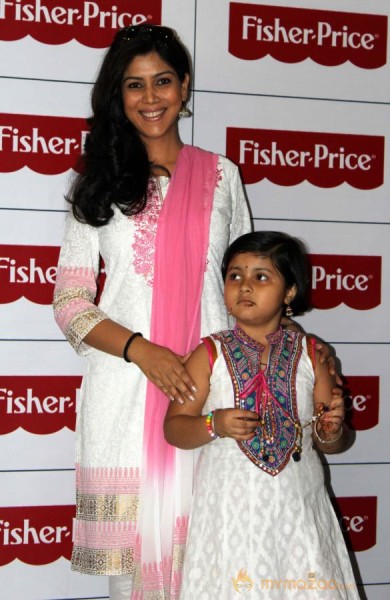 Fisher Price Celebrates Mother's Day 