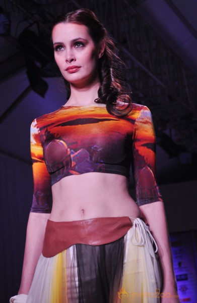 India Resortwear Fashion Week 2013 Photos2