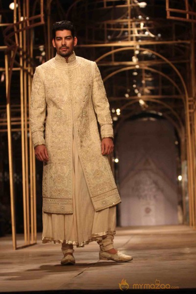 Indian Bridal Fashion Week 2013 Photos