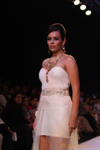 Indian Models At Saboo Fine Jewels Show at IIJW