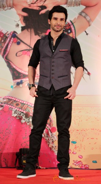 Jadoo Ki Jhappi Song Launch Photos