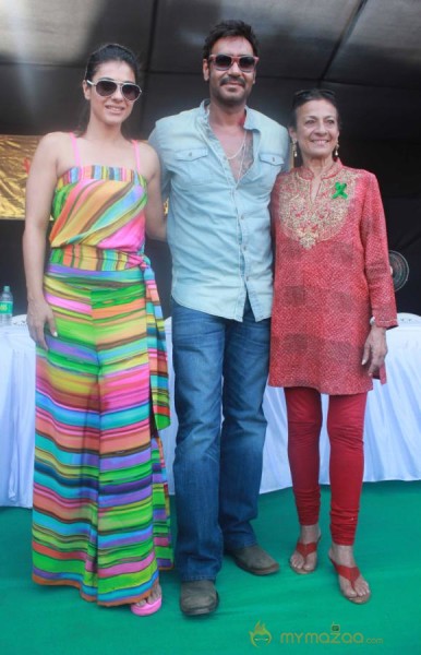 Kajol Devgn & Ajay Devgn At The Clean & Green Lonavala Event 