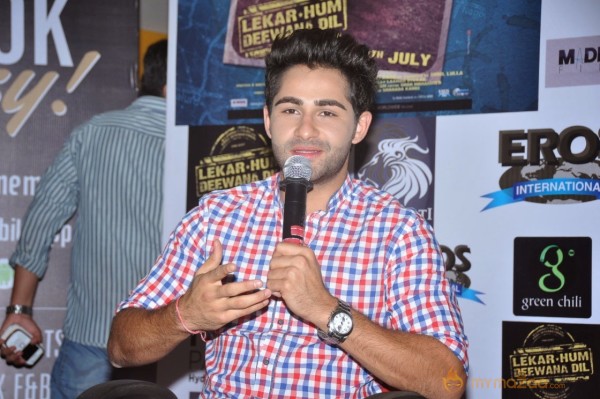 Lekar Hum Deewana Dil Movie Press Meet