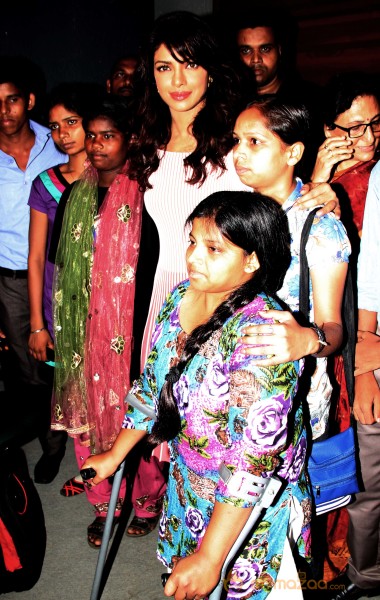 Priyanka Chopra Launches UNICEF's Mobile App Photos 