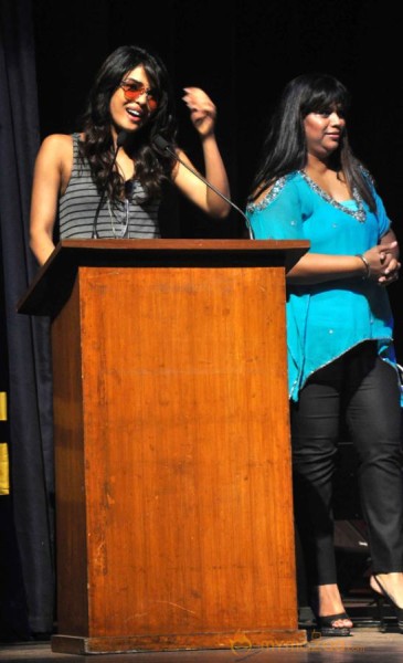 Priyanka Chopra Snapped At St. Andrews Event  — photo 2