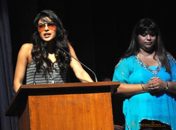 Priyanka Chopra Snapped At St. Andrews Event  — photo 22