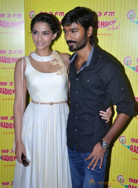 Raanjhanaa Music Launch At Radio Mirchi  