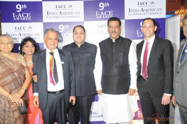 Ramaiya Vastavaiya Movie Promotion at 9th AIACCA 