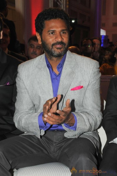 Ramaiya Vastavaiya Movie Promotion at 9th AIACCA 