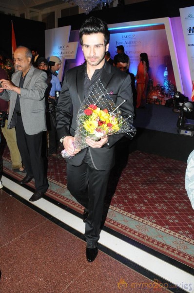Ramaiya Vastavaiya Movie Promotion at 9th AIACCA 