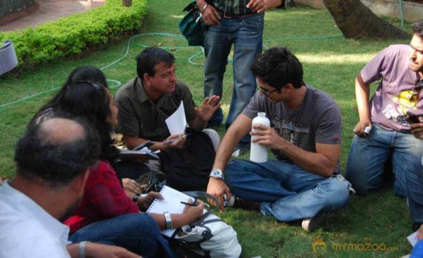 Shahid Kapoor At Filmistan Studio 