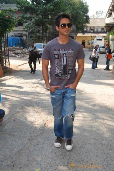 Shahid Kapoor At Filmistan Studio 