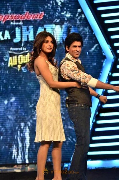 Shahrukh and Priyanka  pic