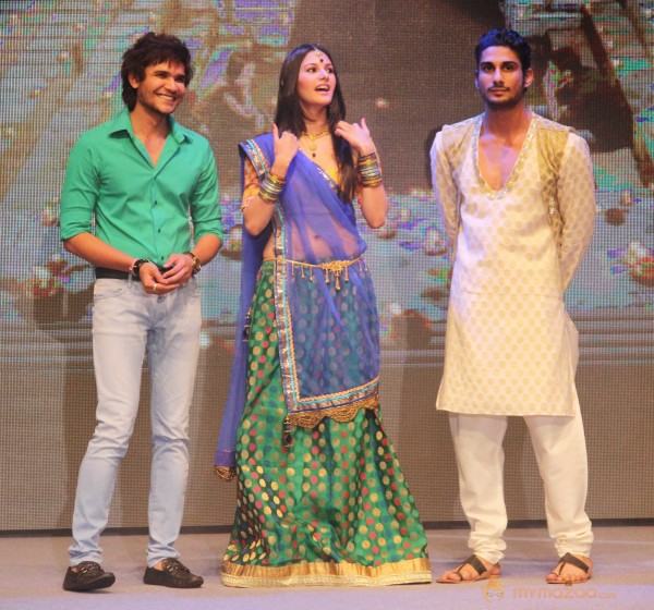 Vibrance Fashion Show By National Institute of Fashion Design 