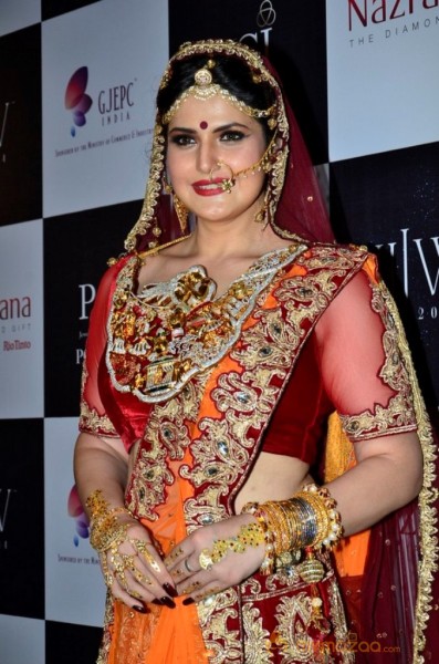 Zareen Khan at Iigj At Iijw 2014