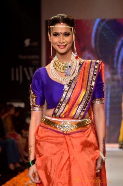 Zareen Khan at Iigj At Iijw 2014