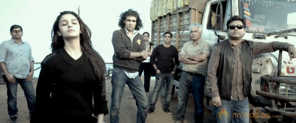 Alia Bhatt And A. R. Rahman Patakha Guddi Song Stills  — photo 3