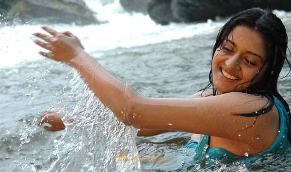 Vimala Raman Photo Gallery