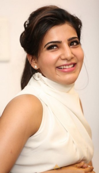 Cute Samantha Latest Photos