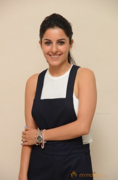 Isha Talwar Latest New Stills