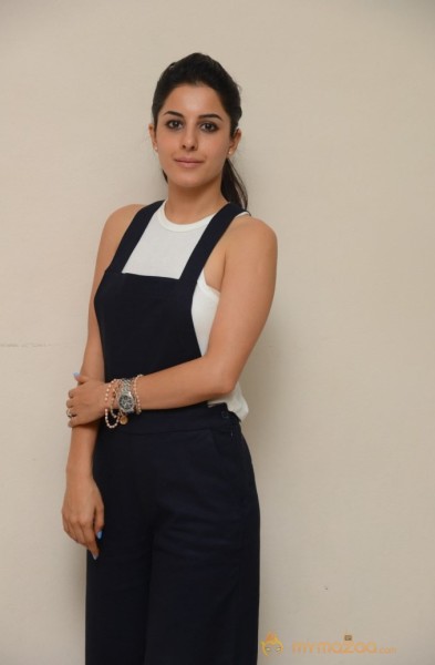 Isha Talwar Latest New Stills