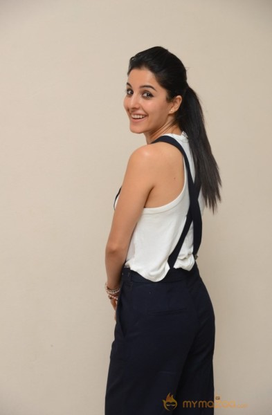 Isha Talwar Latest New Stills