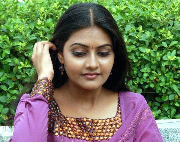 Nandagi Stills