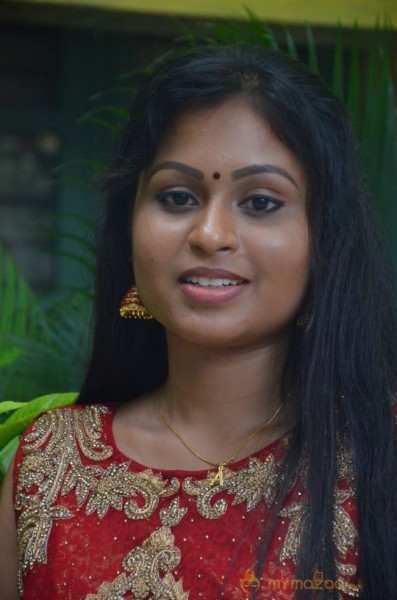 Nivedhitha Tamil Actress Stills  — photo 7
