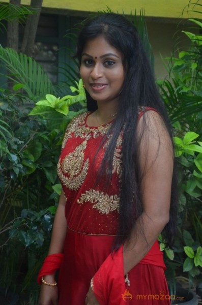 Nivedhitha Tamil Actress Stills  — photo 8