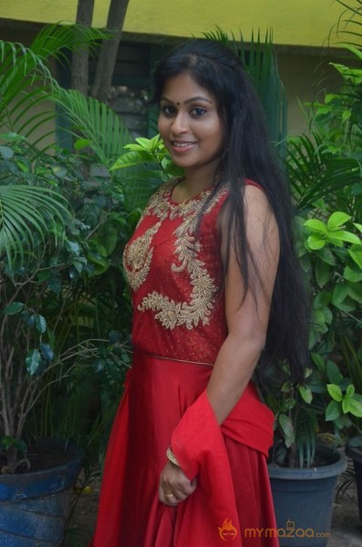 Nivedhitha Tamil Actress Stills  — photo 10