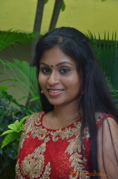 Nivedhitha Tamil Actress Stills  — photo 12