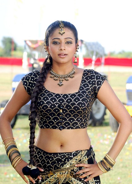 Priyamani Latest and Hottest Photo Gallery