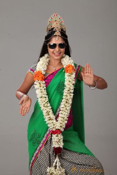 Bindhu Madhavi Latest photos Desingu Raja Movie